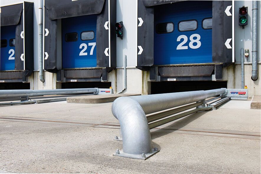 Distribution centre with dock shelters, doors and vehicle restraints