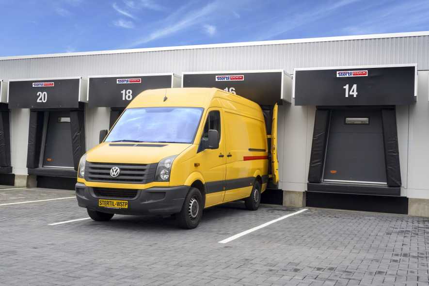 99 loading bays, DHL